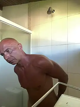 Snapshot of dogfrota chatting on 02.22.26 dogfrota online show from 02.22.26