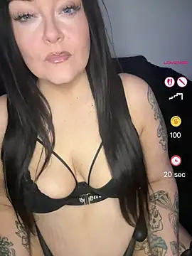Miss CurvesXXX online show from 05.19.26