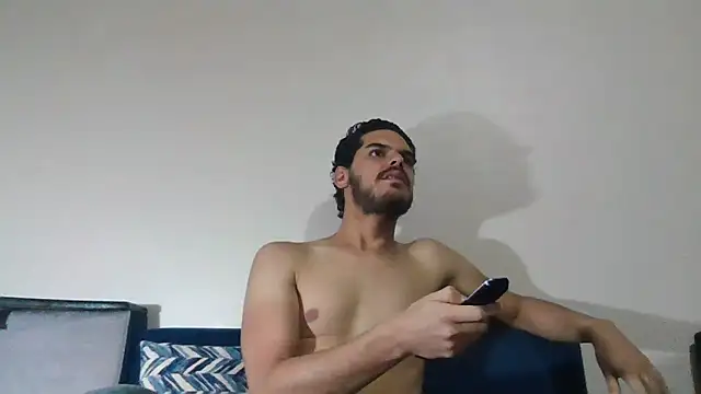 Snapshot of mindymiaw chatting on 02.18.26 mindymiaw online show from 02.18.26