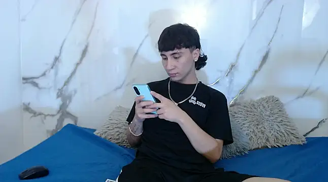 XanderGrey8 online show from 03.31.26