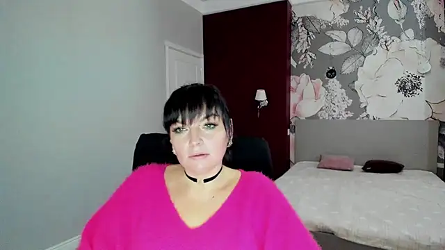 Victoria booth online show from 01.15.26