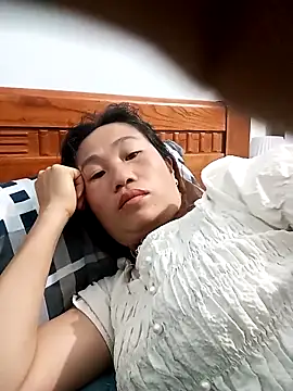 Snapshot of CML93 chatting on 02.26.26 CML93 online show from 02.26.26