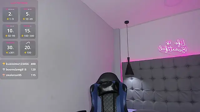 scarletcherry18 online show from 03.26.26