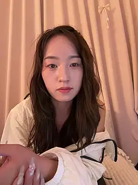 Snapshot of wenwenyaa chatting on 04.16.26 wenwenyaa online show from 04.16.26