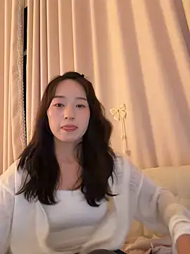 Snapshot of wenwenyaa chatting on 04.23.26 wenwenyaa online show from 04.23.26