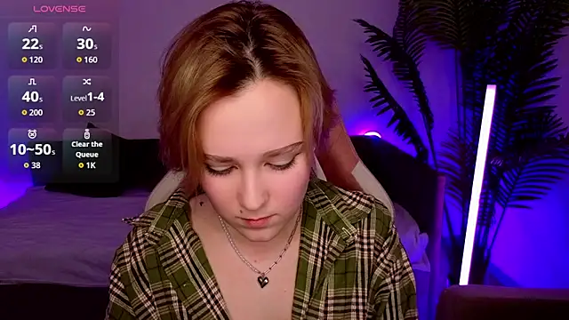 Snapshot of Ellie_Heavenly chatting on 02.07.26 Ellie Heavenly online show from 02.07.26