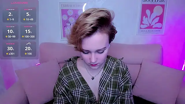 Snapshot of Ellie_Heavenly chatting on 02.08.26 Ellie Heavenly online show from 02.08.26