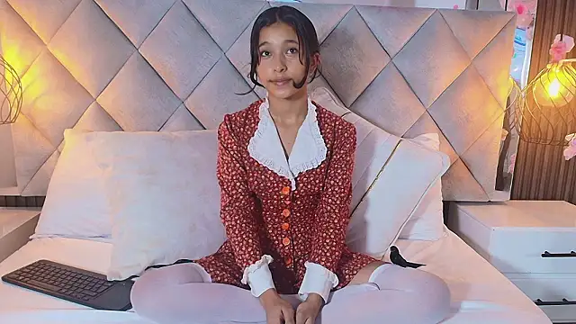 Real virgin Pussy online show from 02.25.26