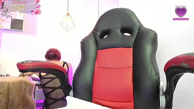 Snapshot of april_jones05 chatting on 02.21.26 april jones05 online show from 02.21.26