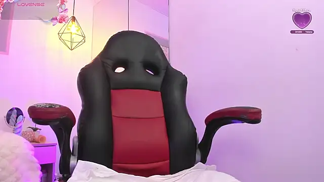 Snapshot of april_jones05 chatting on 02.23.26 april jones05 online show from 02.23.26