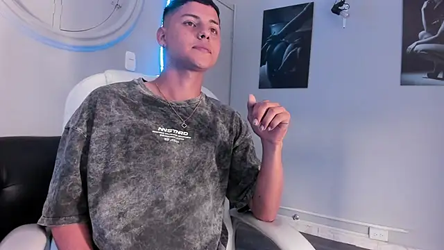 Liam9  online show from 01.15.26