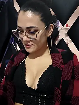 Freyarosse online show from 02.03.26