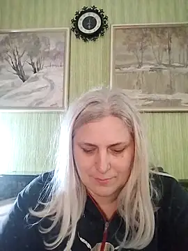 NyushaLollipop online show from 04.18.26