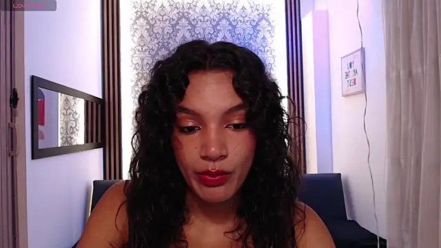 Nyxx Velariia online show from 03.02.26