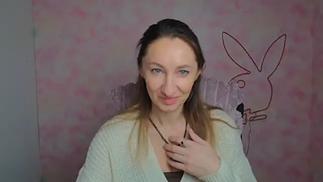 Diana Sweeet  online show from 02.22.26