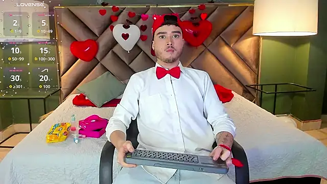 Snapshot of Salvattore_Muller chatting on 02.15.26 Salvattore Muller online show from 02.15.26