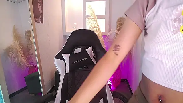 melodyy as online show from 03.16.26