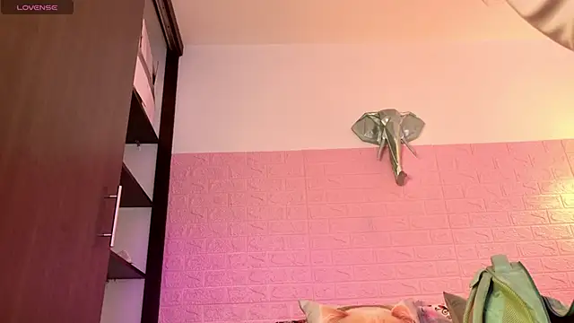 Dulce Stormy online show from 02.14.26