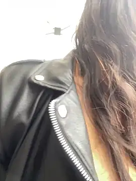 TatiJx Pink online show from 02.24.26