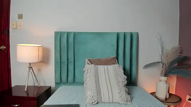 Snapshot of TessaMonroee chatting on 02.03.26 TessaMonroee online show from 02.03.26