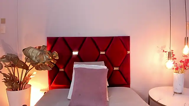 TessaMonroee online show from 03.28.26