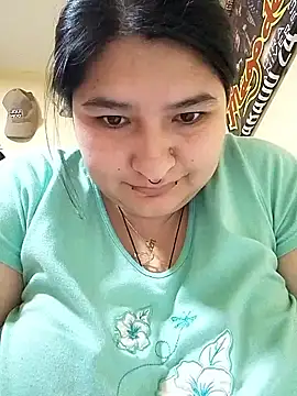 Snapshot of LauraHorny69 chatting on 04.22.26 LauraHorny69 online show from 04.22.26