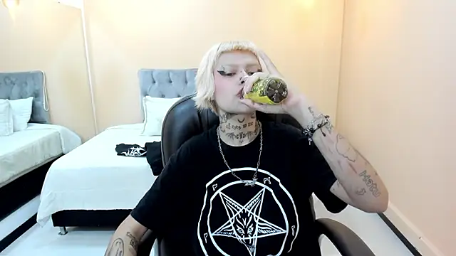 Bela Craxkerr online show from 03.28.26