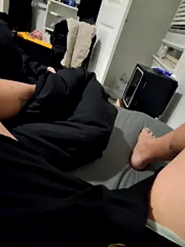 Snapshot of Tom32828 chatting on 03.04.26 Tom32828 online show from 03.04.26