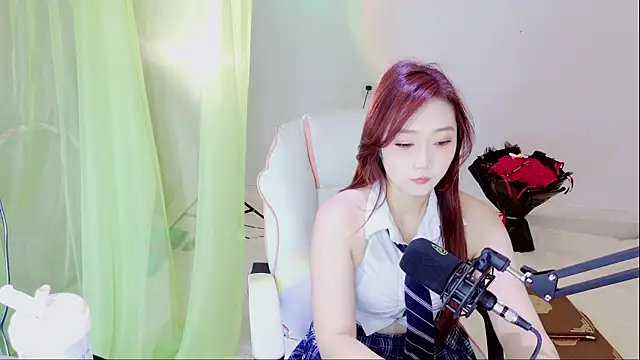 Snapshot of luna-168 chatting on 05.29.26 luna-168 online show from 05.29.26