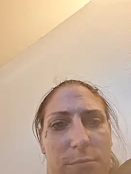 LadySn0w26 online show from 04.23.26