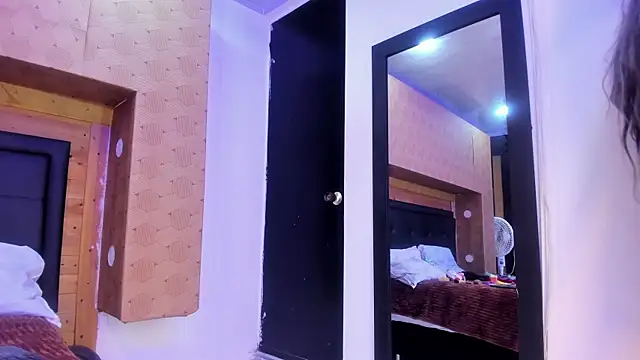 Samantha Blaze1 online show from 02.21.26