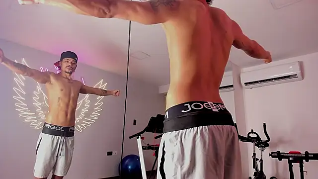 Snapshot of Sanji_Pulse chatting on 02.16.26 Sanji Pulse online show from 02.16.26