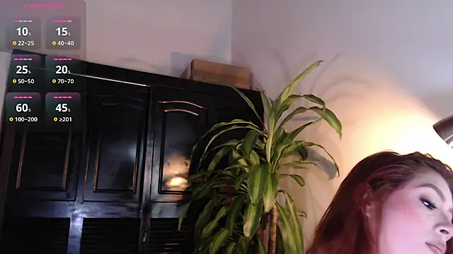 Snapshot of Mia_Volkova_ chatting on 06.04.26 Mia Volkova online show from 06.04.26