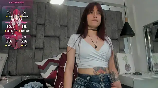 Snapshot of JenniQ69 chatting on 07.10.26 JenniQ69 online show from 07.10.26
