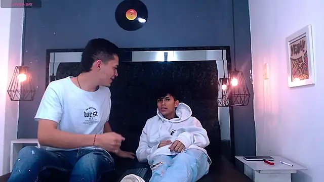 James And Kenet online show from 02.25.26