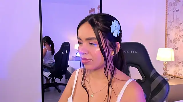 Snapshot of rubby_grundy chatting on 02.19.26 rubby grundy online show from 02.19.26