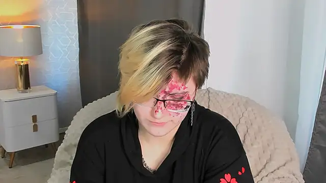 Snapshot of ABSI_GLITCH chatting on 02.18.26 ABSI GLITCH online show from 02.18.26