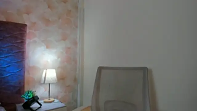 Xara Shadow online show from 02.03.26