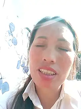 Snapshot of Gummiesu chatting on 02.06.26 Gummiesu online show from 02.06.26