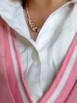 Gummiesu online show from 04.04.26