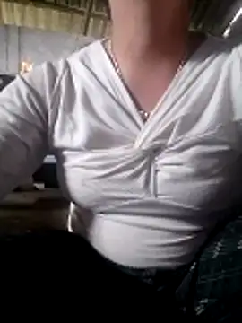 Gummiesu online show from 04.18.26