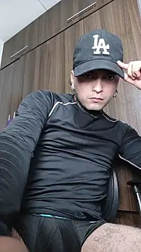 milo boy98 online show from 02.05.26