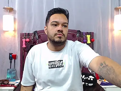 Snapshot of Stevens-dbs chatting on 02.24.26 Stevens-dbs online show from 02.24.26