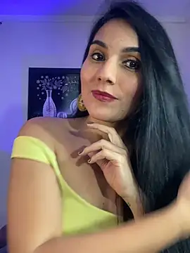 Snapshot of Miaswwe chatting on 02.02.26 Miaswwe online show from 02.02.26