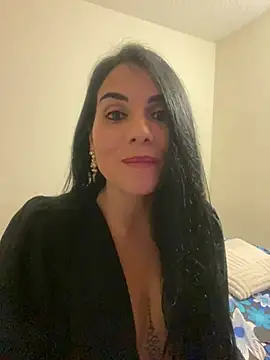 Snapshot of Miaswwe chatting on 02.24.26 Miaswwe online show from 02.24.26