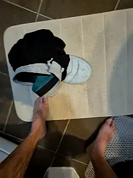 Snapshot of vali23 chatting on 01.19.26 vali23 online show from 01.19.26