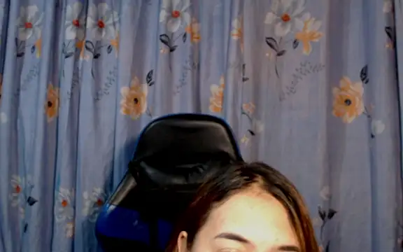 pinay mayahiga online show from 04.04.26