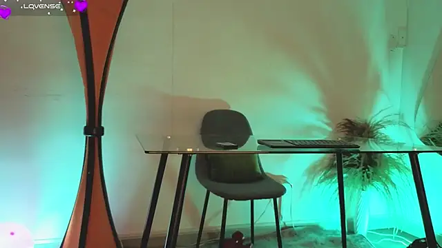 fransheskarossi online show from 04.08.26