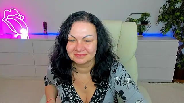 IrissMoon online show from 03.03.26