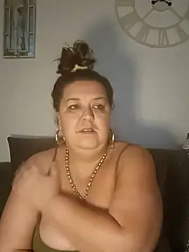 Snapshot of Nova-iswiserx chatting on 02.10.26 Nova-iswiserx online show from 02.10.26